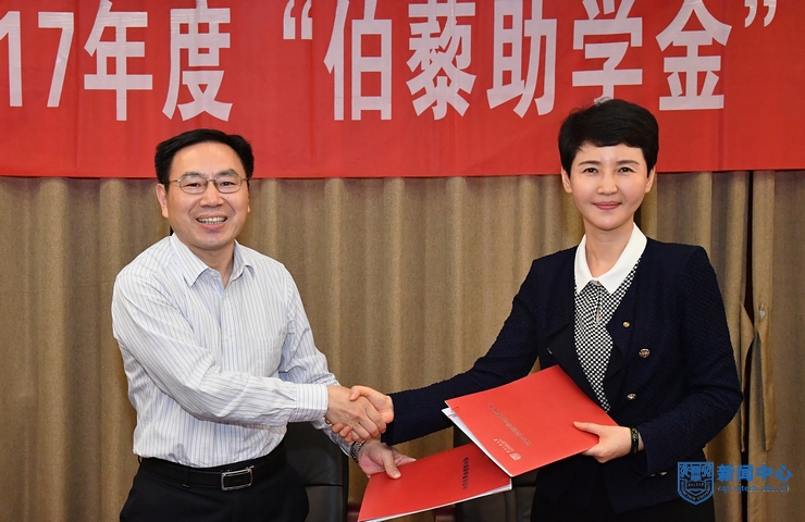 nEO_IMG_QCD_5211.jpg nEO_IMG_QCD_5211.jpg