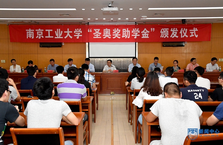 nEO_IMG_QCD_8458.jpg nEO_IMG_QCD_8458.jpg